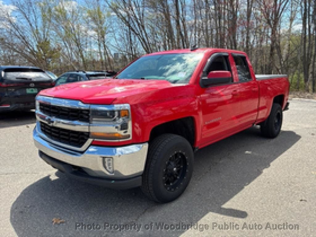 2016 Chevrolet Silverado 1500 4WD Double Cab 143.5" LT w/1LT - 23024691 | Video 1