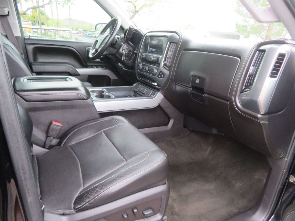 2016 Chevrolet Silverado 1500 4X4 CREWCAB EXTRA CLEAN BLACK BEAUTY Z71 LTZ  - 22395206 - 33