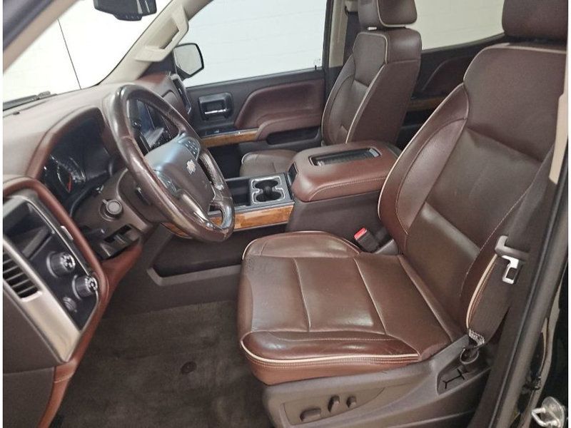 2016 Chevrolet Silverado 1500 High Country photo 5