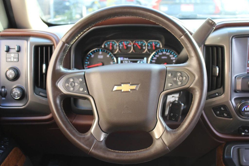 2016 Chevrolet Silverado 1500 High Country 4x4 4dr Crew Cab 5.8 ft. SB - 22925856 - 26