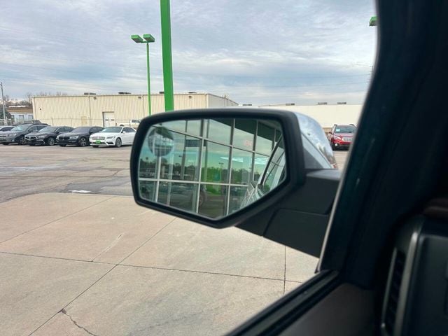 2016 Chevrolet Silverado 1500 High Country 4x4 4dr Crew Cab 5.8 ft. SB - 22962737 - 15