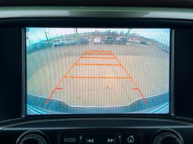 2016 Chevrolet Silverado 1500 High Country 4x4 4dr Crew Cab 5.8 ft. SB - 22962737 - 35