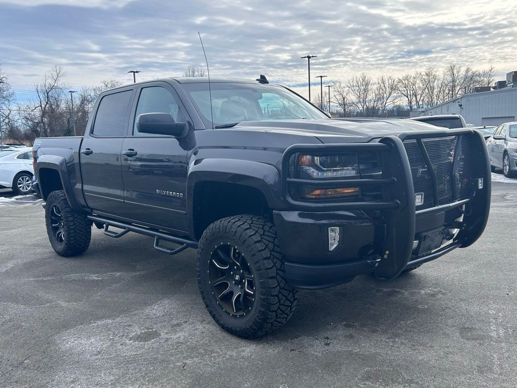 2016 Chevrolet Silverado 1500 LT - 22758836 - 16