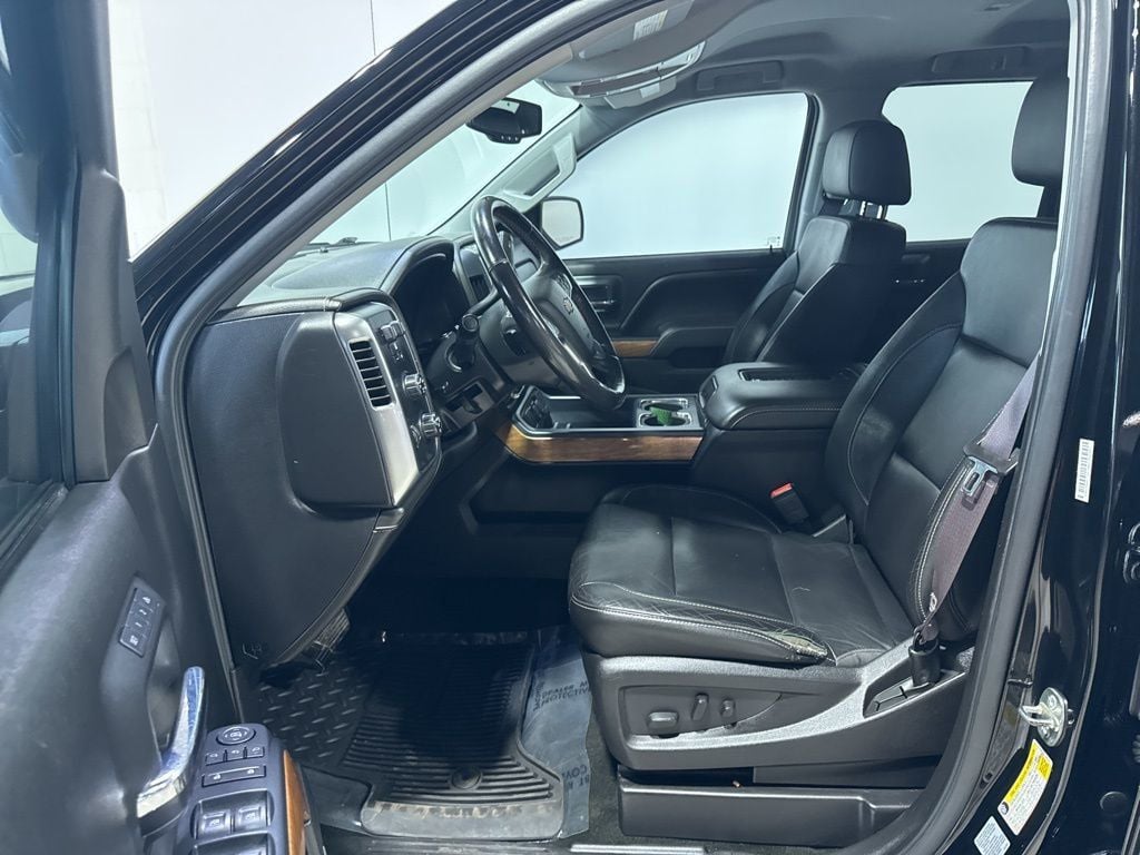 2016 Chevrolet Silverado 1500 LTZ - 22997611 - 20