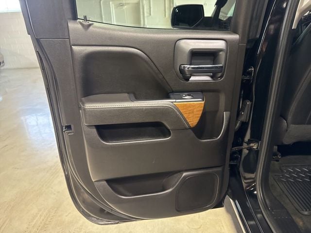 2016 Chevrolet Silverado 1500 LTZ - 22997611 - 31