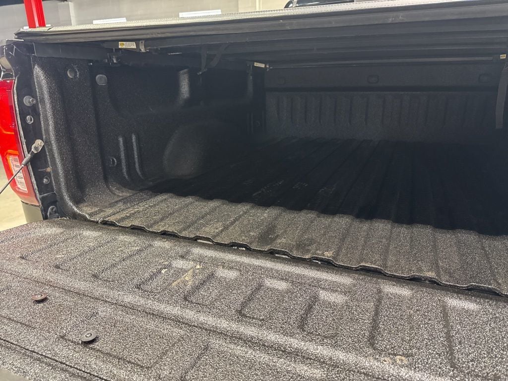 2016 Chevrolet Silverado 1500 LTZ - 22997611 - 37