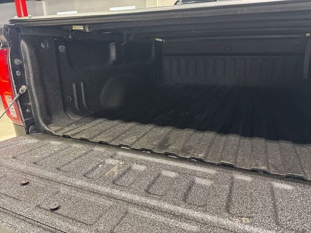 2016 Chevrolet Silverado 1500 LTZ - 22997611 - 37