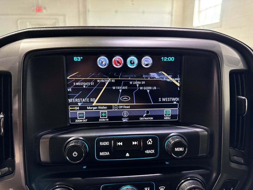 2016 Chevrolet Silverado 1500 LTZ - 23022762 - 24