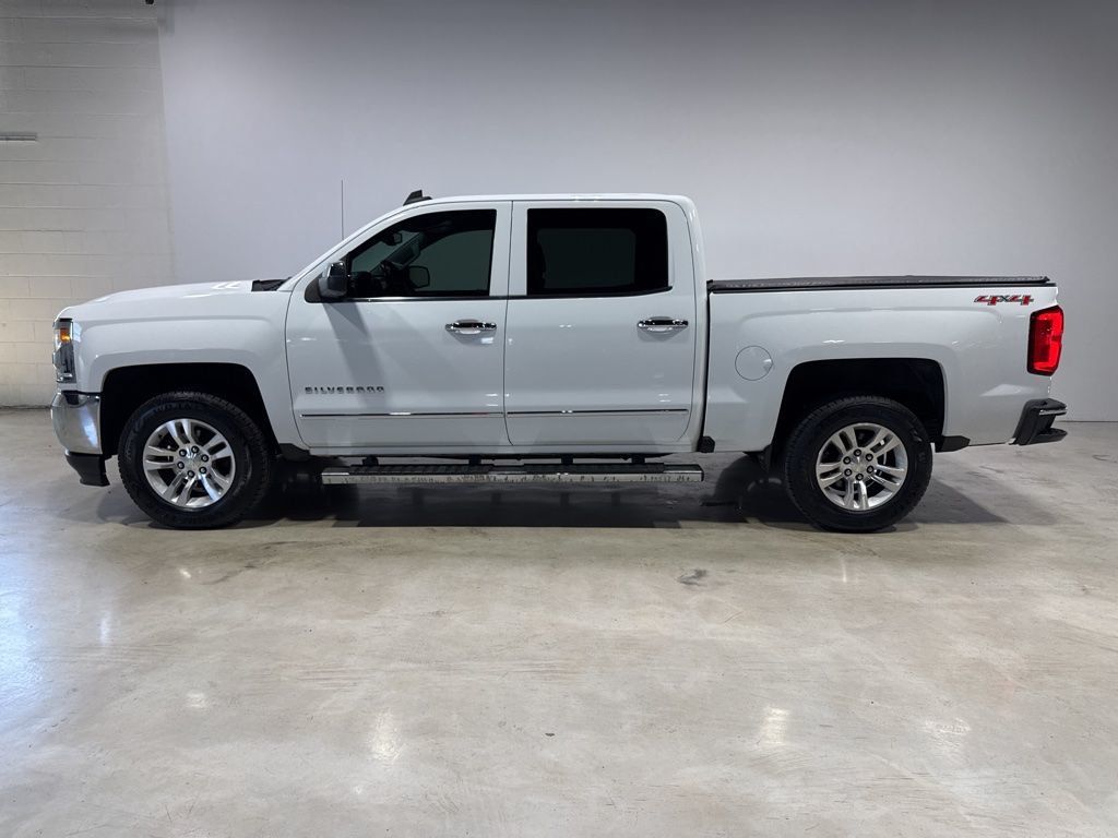 2016 Chevrolet Silverado 1500 LTZ - 23022762 - 3