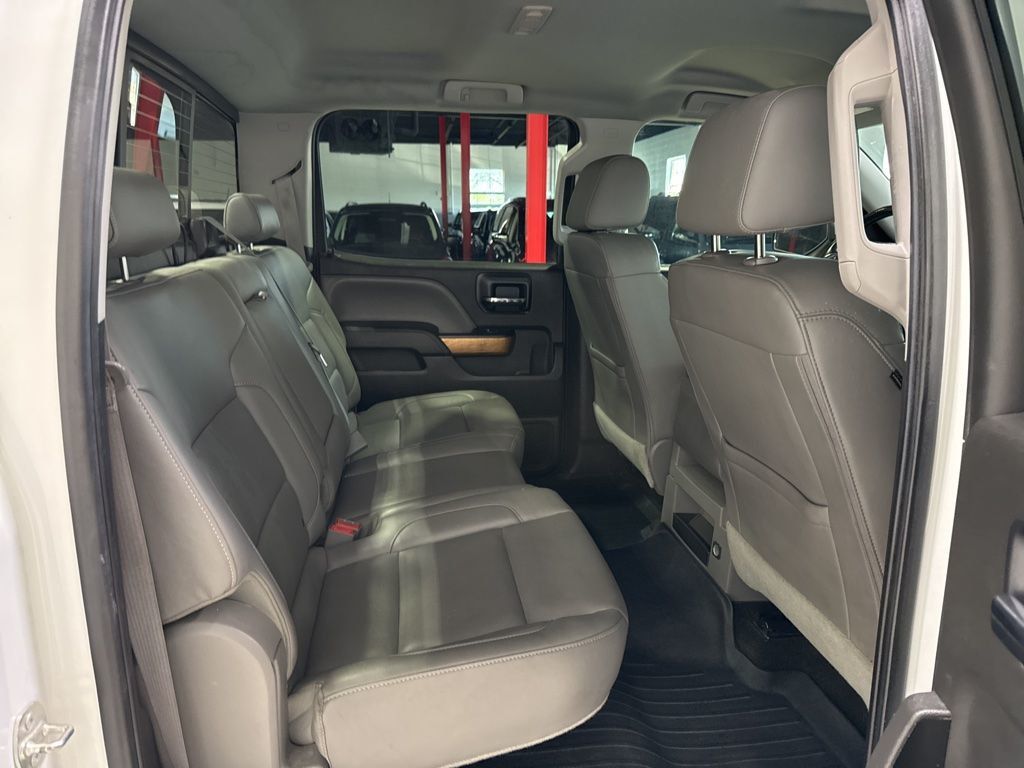 2016 Chevrolet Silverado 1500 LTZ - 23022762 - 47
