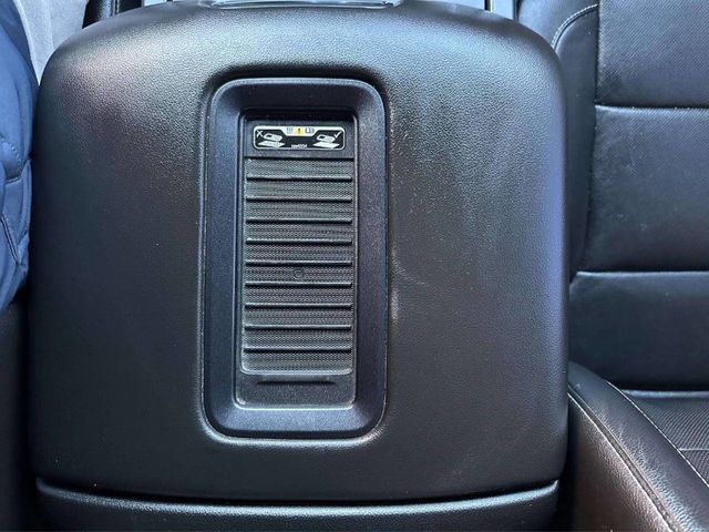 2016 Chevrolet Silverado 1500 LTZ Z71 4x4 4dr Crew Cab 5.8 ft. SB - 22963943 - 19