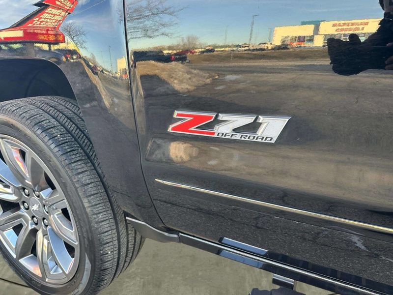 2016 Chevrolet Silverado 1500 LTZ Z71 4x4 4dr Crew Cab 5.8 ft. SB - 22963943 - 21