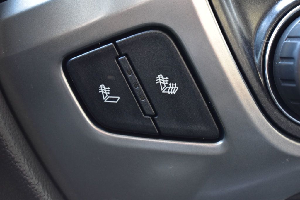 2016 Chevrolet Silverado 2500HD 4WD Crew Cab 153.7" LT - 23011384 - 40