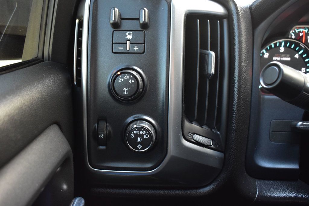 2016 Chevrolet Silverado 2500HD 4WD Crew Cab 153.7" LT - 23011384 - 43