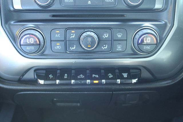 2016 Chevrolet Silverado 2500HD 4WD Crew Cab 153.7" LT - 23055786 - 18