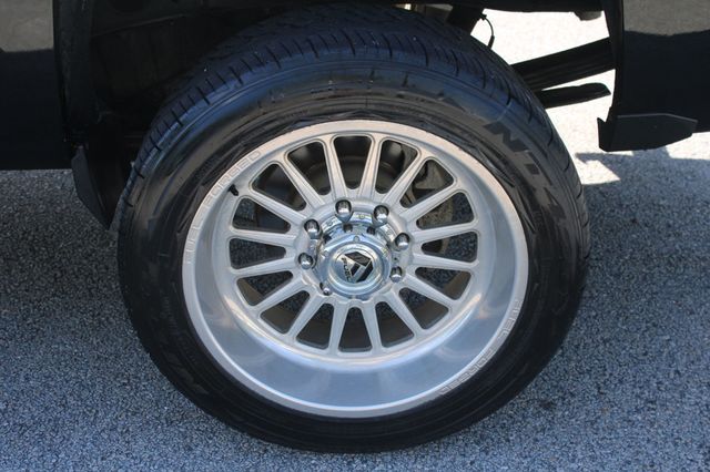 2016 Chevrolet Silverado 2500HD 4WD Crew Cab 153.7" LT - 23055786 - 32