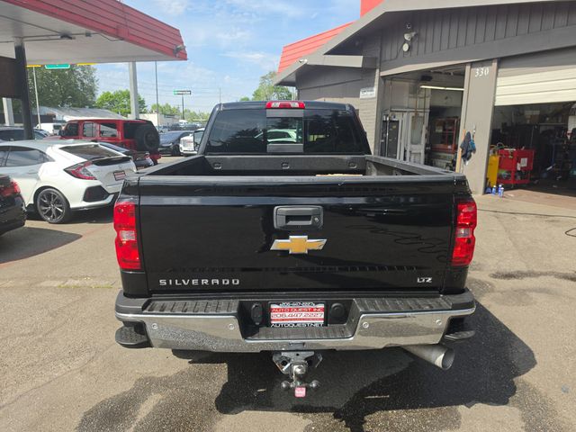 2016 Chevrolet Silverado 2500HD 4WD Crew Cab 153.7" LTZ - 23017708 - 24