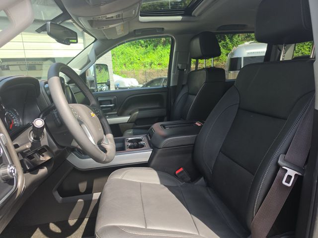 2016 Chevrolet Silverado 2500HD 4WD Crew Cab 153.7" LTZ - 23017708 - 8