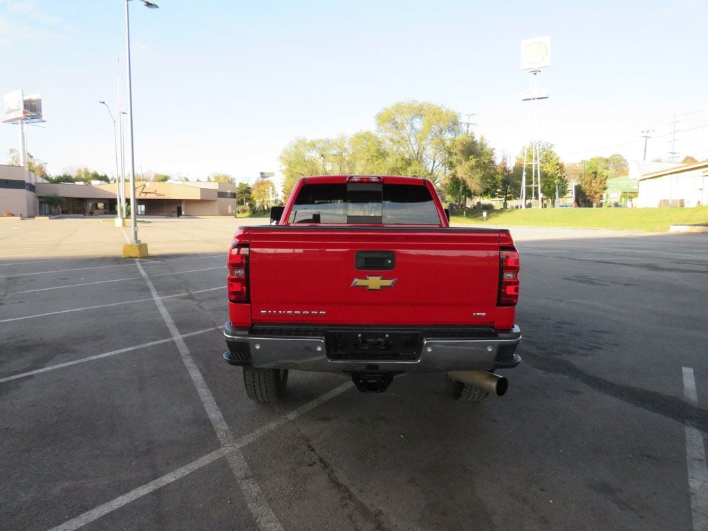 2016 Chevrolet Silverado 2500HD 4WD Crew Cab 153.7" LTZ - 22660828 - 6