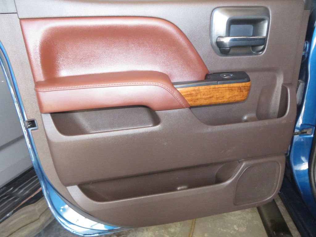 2016 Chevrolet Silverado 2500HD 4X4 CREWCAB HIGHCOUNTRY DURAMANAX DIESEL EXTRA CLEAN  - 22962473 - 23