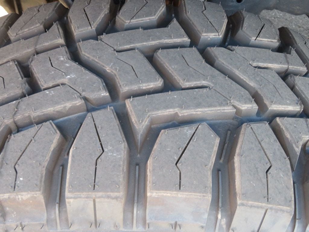 2016 Chevrolet Silverado 2500HD 4X4 CREWCAB LTZ DURAMAX DIESEL 2500 LIFTED NEW TIRES AZ TRUCK  - 22937643 - 17