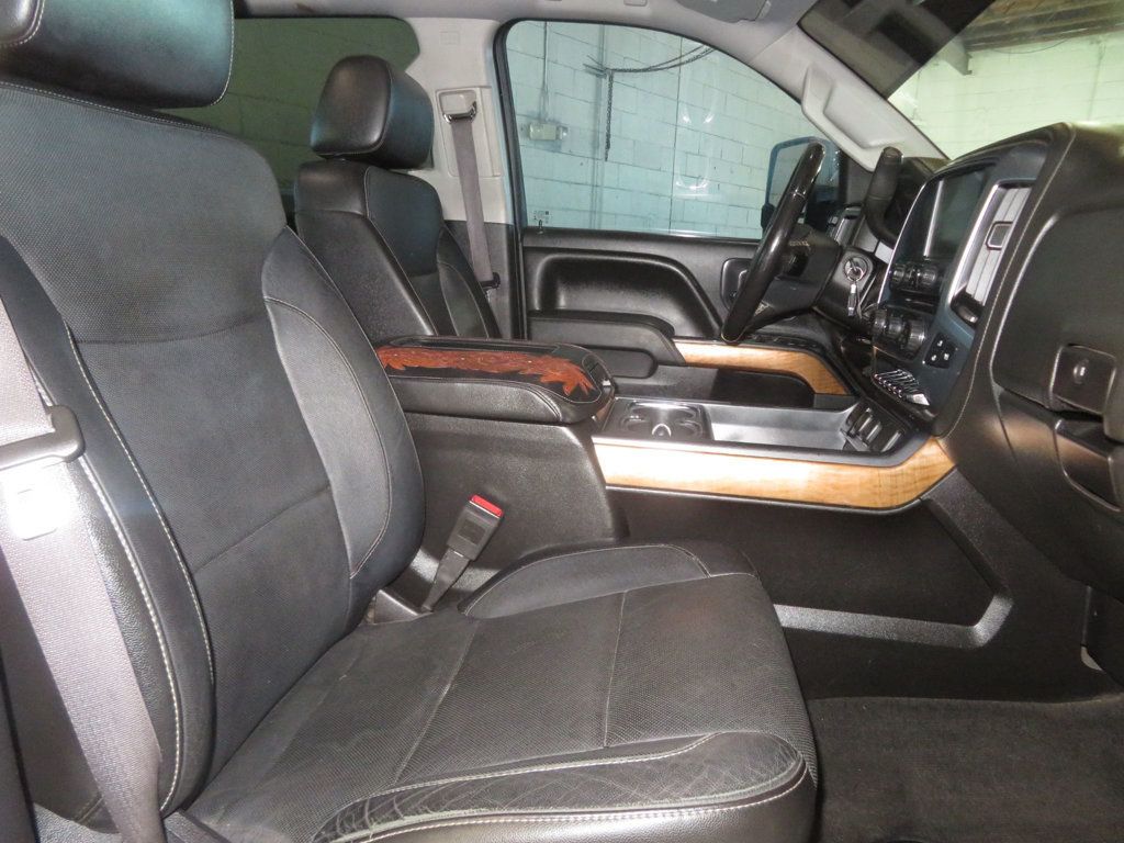 2016 Chevrolet Silverado 2500HD 4X4 CREWCAB LTZ DURAMAX DIESEL 2500 LIFTED NEW TIRES AZ TRUCK  - 22937643 - 36