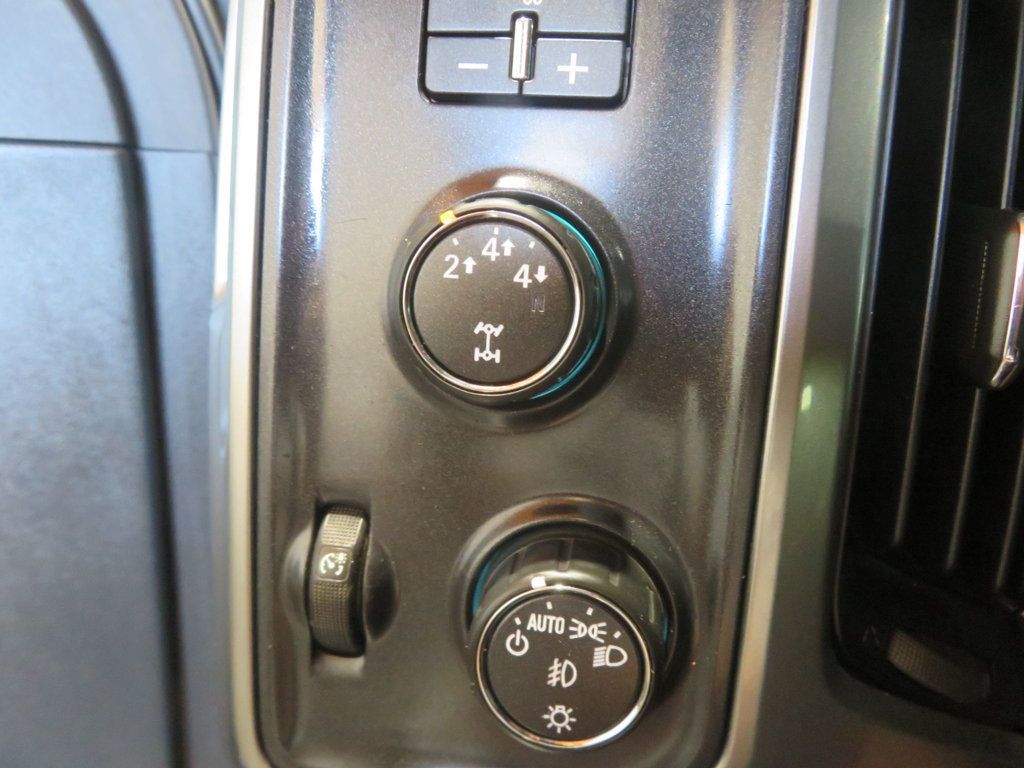 2016 Chevrolet Silverado 2500HD 4X4 CREWCAB LTZ DURAMAX DIESEL 2500 LIFTED NEW TIRES AZ TRUCK  - 22937643 - 43