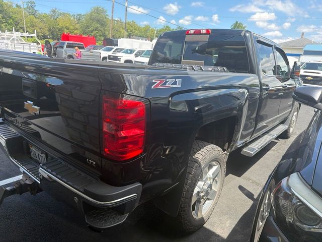 2016 Chevrolet Silverado 2500HD LTZ - 23062156 - 3