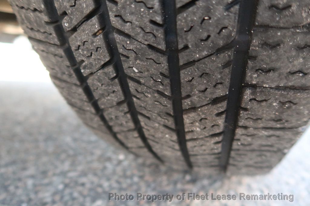 2016 Chevrolet Silverado 2500HD Silverado 2500 2WD Reg Cab Utility Ladder Rack - 22986855 - 36