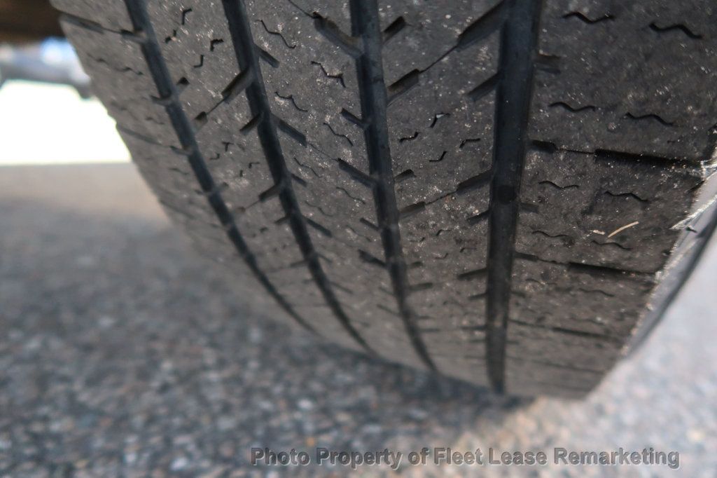 2016 Chevrolet Silverado 2500HD Silverado 2500 2WD Reg Cab Utility Ladder Rack - 22986855 - 37