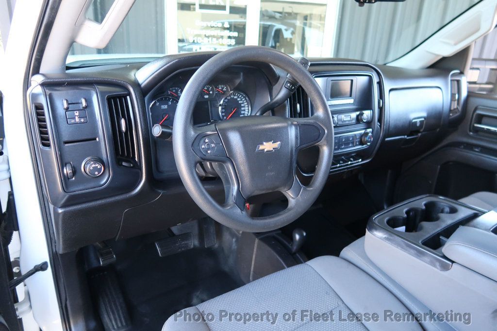 2016 Chevrolet Silverado 2500HD Silverado 2500 4WD Crew Cab KUV Diesel - 22939553 - 9