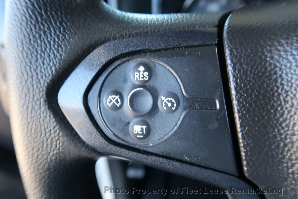 2016 Chevrolet Silverado 2500HD Silverado 2500 4WD Crew Cab KUV Diesel - 22939553 - 33