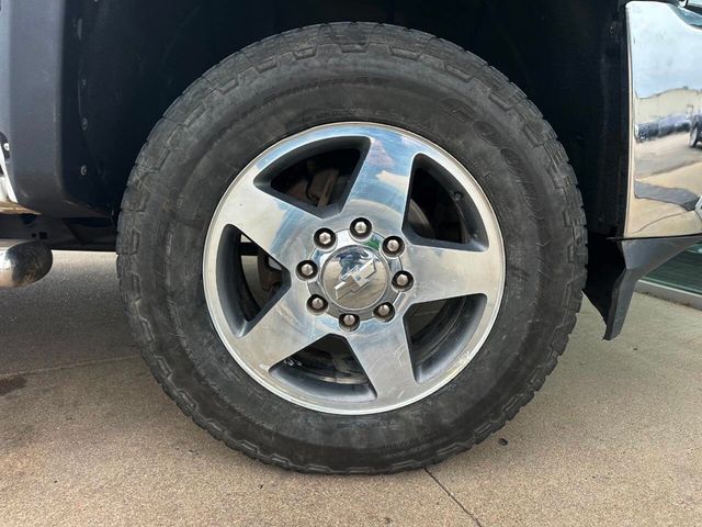 2016 Chevrolet Silverado 2500HD Work Truck 4x4 4dr Crew Cab SB - 22962844 - 52