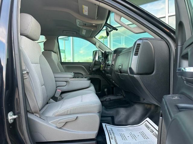 2016 Chevrolet Silverado 2500HD Work Truck 4x4 4dr Crew Cab SB - 22963935 - 18
