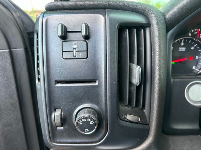 2016 Chevrolet Silverado 2500HD Work Truck 4x4 4dr Crew Cab SB - 22963935 - 26