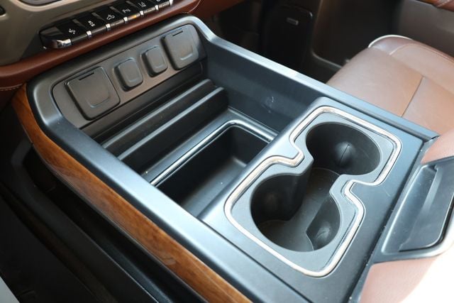 2016 Chevrolet Silverado 3500HD 4WD Crew Cab 167.7'' High Country w/ Duramax Plus Pkg & Sunroof - 23014157 - 13