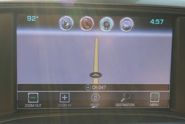 2016 Chevrolet Silverado 3500HD 4WD Crew Cab 167.7'' High Country w/ Duramax Plus Pkg & Sunroof - 23014157 - 16