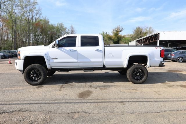 2016 Chevrolet Silverado 3500HD 4WD Crew Cab 167.7'' High Country w/ Duramax Plus Pkg & Sunroof - 23014157 - 1