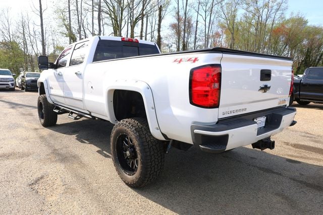 2016 Chevrolet Silverado 3500HD 4WD Crew Cab 167.7'' High Country w/ Duramax Plus Pkg & Sunroof - 23014157 - 2