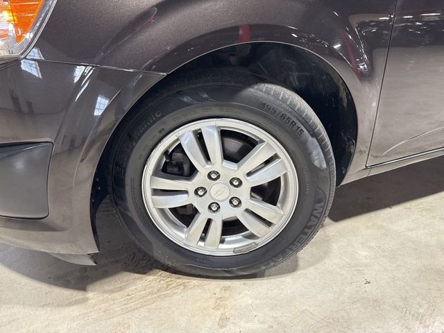 2016 Chevrolet Sonic 4dr Sedan Automatic LT - 23020677 - 1