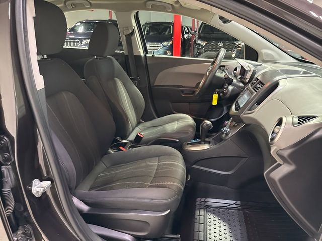 2016 Chevrolet Sonic 4dr Sedan Automatic LT - 23020677 - 33