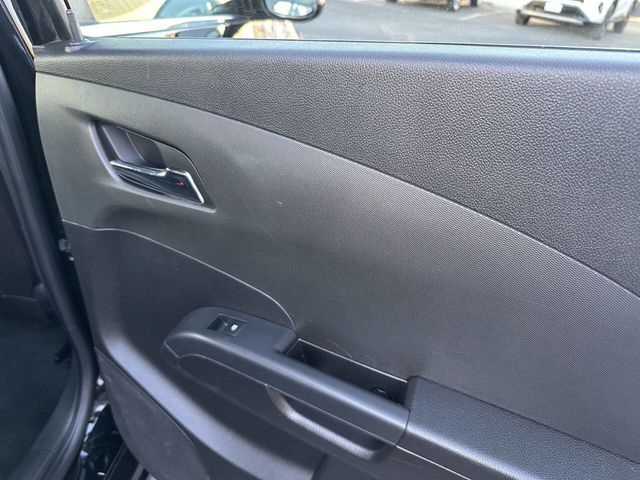 2016 Chevrolet Sonic LTZ Auto 4dr Hatchback - 23055545 - 17