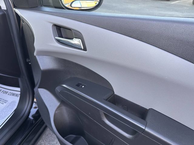 2016 Chevrolet Sonic LTZ Auto 4dr Hatchback - 23055545 - 20