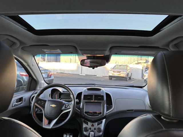 2016 Chevrolet Sonic LTZ Auto 4dr Hatchback - 23055545 - 21