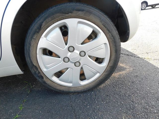 2016 Chevrolet Spark 4d Hatchback LS 5spd - 22764737 - 10