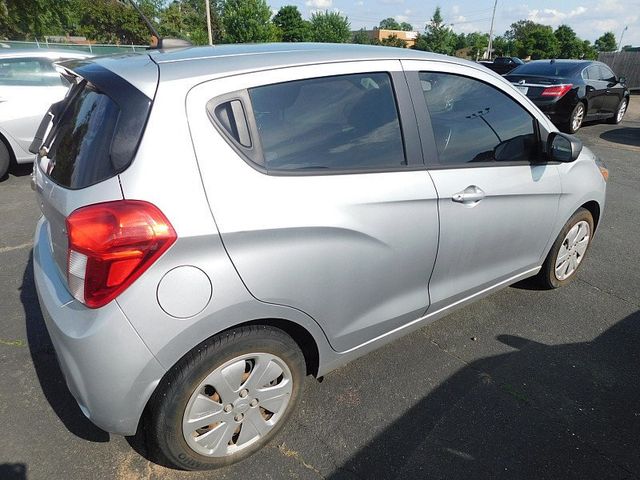 2016 Chevrolet Spark 4d Hatchback LS 5spd - 22764737 - 1