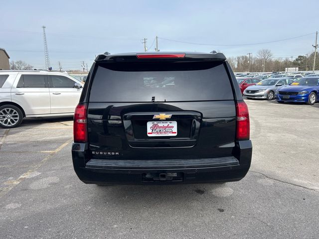 2016 Chevrolet Suburban 2WD 4dr 1500 LT - 22989964 - 4