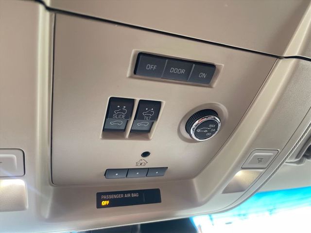 2016 Chevrolet Suburban 2WD 4dr 1500 LTZ - 22959232 - 14