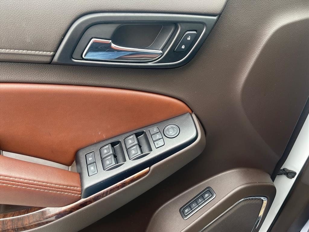 2016 Chevrolet Suburban 2WD 4dr 1500 LTZ - 22959232 - 16