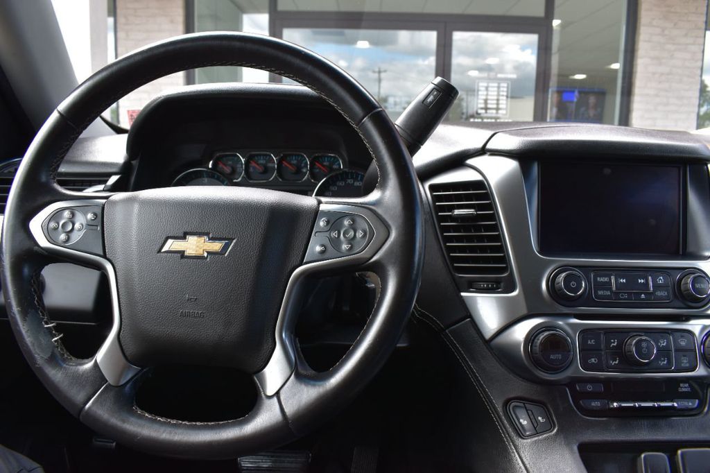 2016 Chevrolet Suburban 4WD 4dr 1500 LT - 22134381 - 25